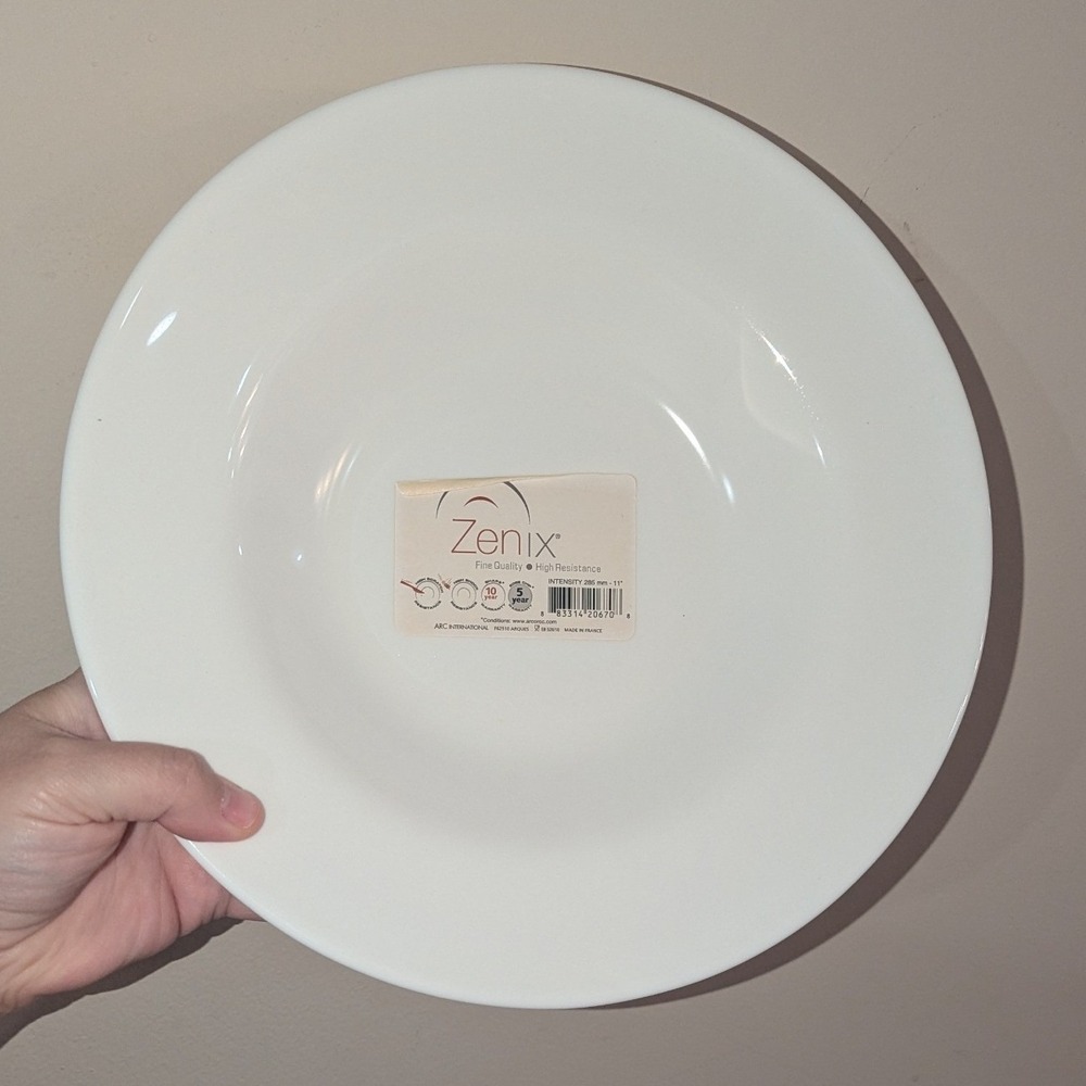Zenix Pasta /Soup Bowl White High Resistance Arc Intensity 11 Inch New Old stock